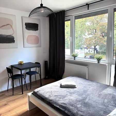 Quiet Apartment Near The Park, Metro, Centre, Wi-Fi - By Hik Apartments Varsóvia Exterior foto