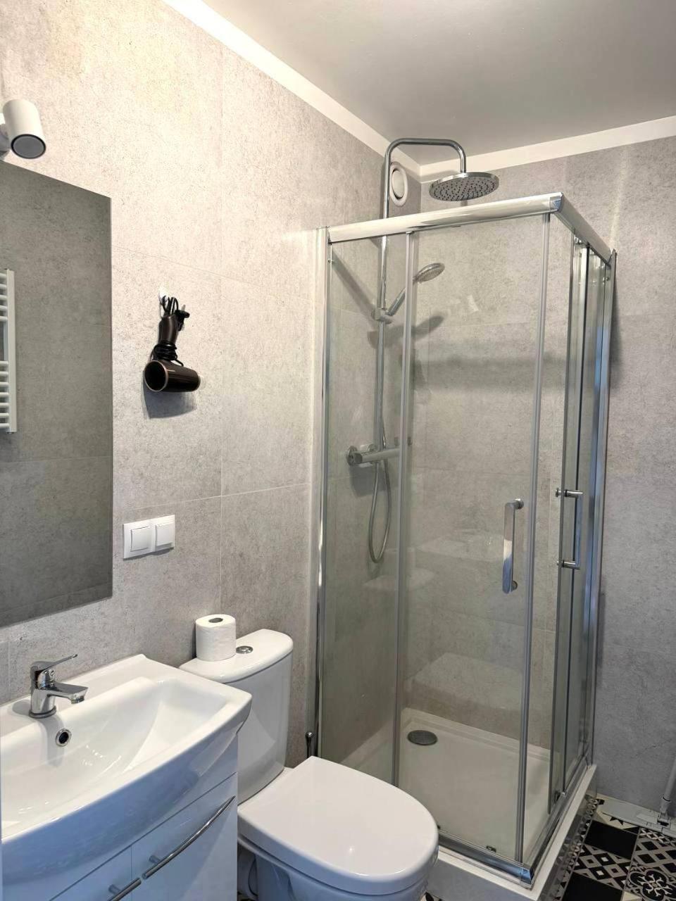 Quiet Apartment Near The Park, Metro, Centre, Wi-Fi - By Hik Apartments Varsóvia Exterior foto